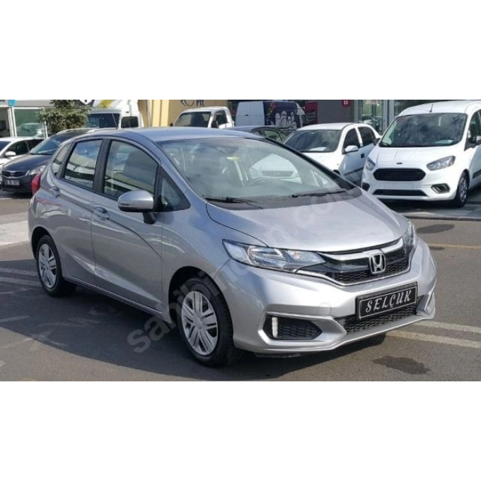 HONDA JAZZ- 18/19; ARAÇ BİLGİLERİ VE RESİMLERİ