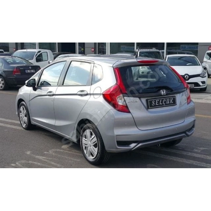 HONDA JAZZ- 18/19; ARAÇ BİLGİLERİ VE RESİMLERİ