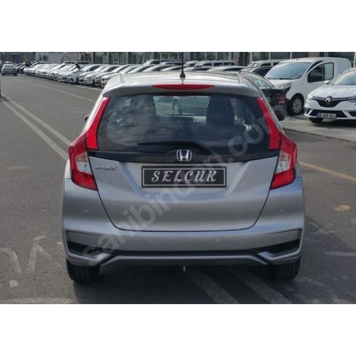 HONDA JAZZ- 18/19; ARAÇ BİLGİLERİ VE RESİMLERİ