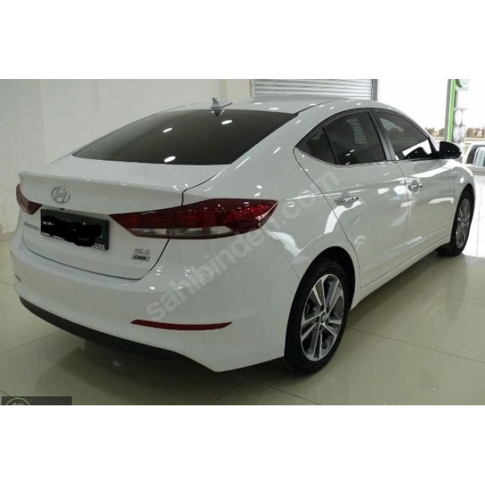 HYUNDAI ELANTRA- 16/18; ARAÇ BİLGİLERİ VE RESİMLERİ