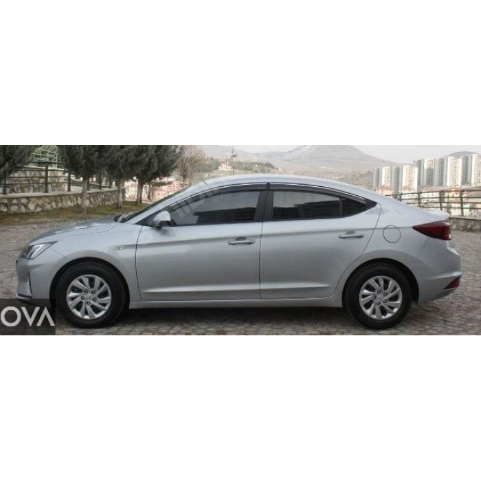 HYUNDAI ELANTRA- 19/20; ARAÇ BİLGİLERİ VE RESİMLERİ