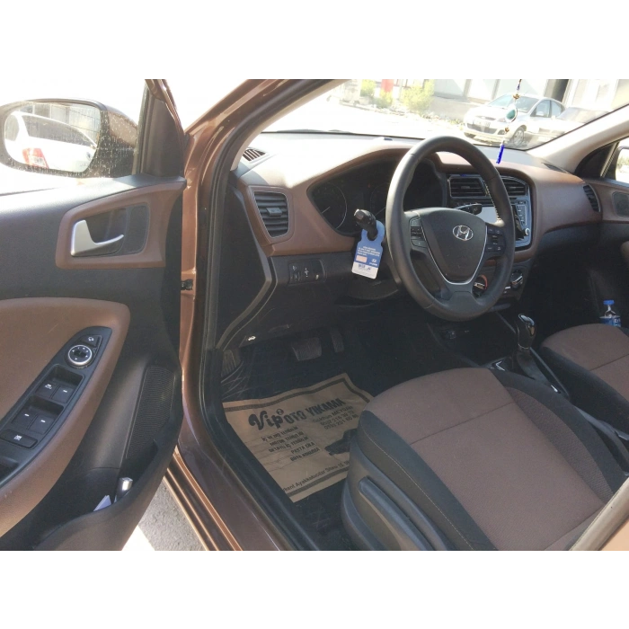 HYUNDAI I20- 15/18; ARAÇ BİLGİLERİ VE RESİMLERİ