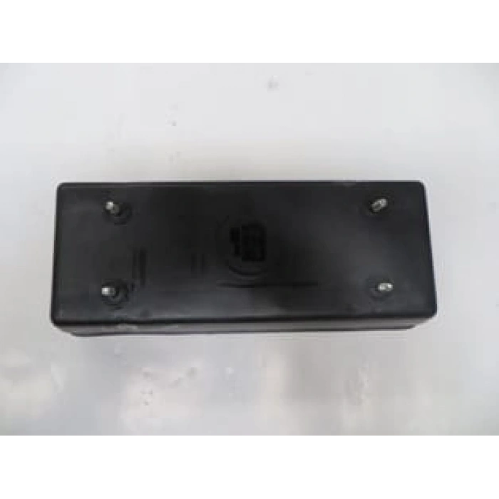 IVECO DAILY- 90/98; STOP LAMBASI SAĞ KIRMIZI/BEYAZ (SOKETİ ORJİNAL TİP DEĞİL) (FAMELLA)