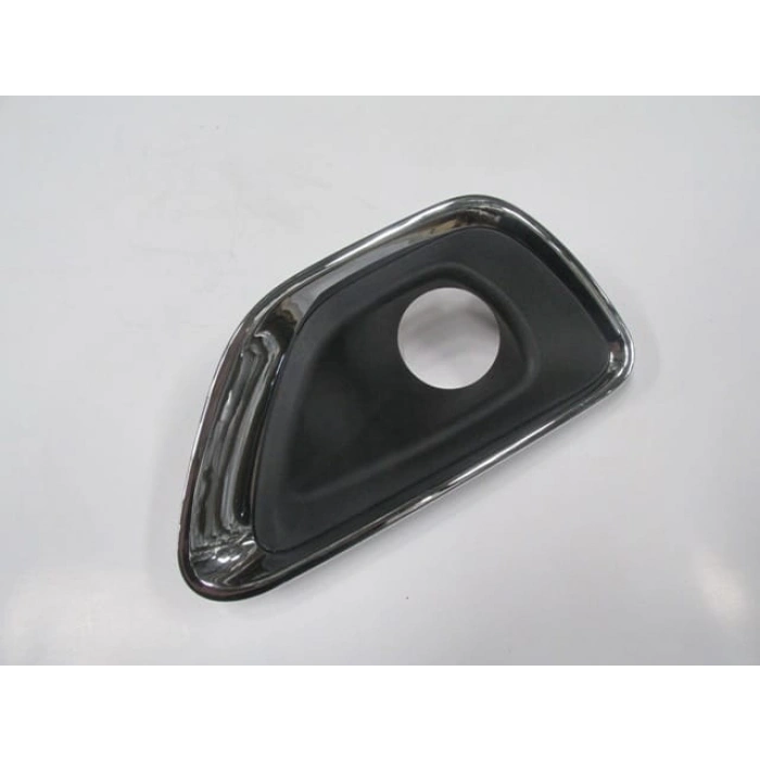 JEEP CHEROKEE- GRAND- 13/16; SİS LAMBA KAPAĞI SAĞ SİS DELİKLİ (NİKELAJ ÇERÇEVELİ) (TW)