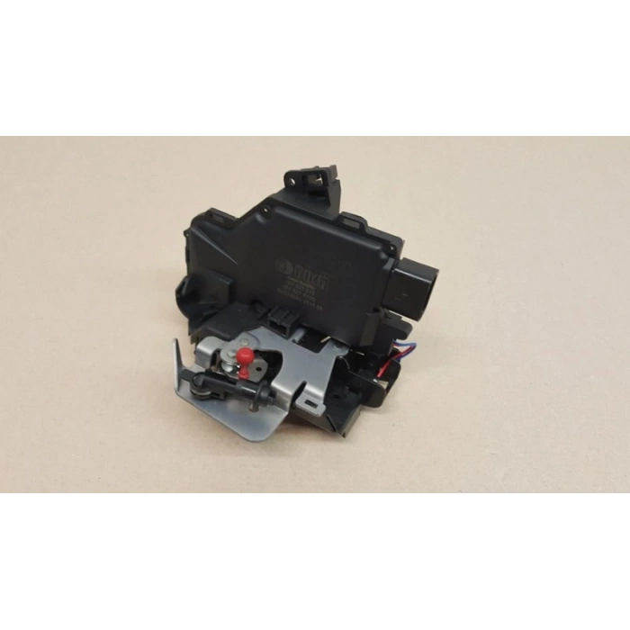 KAPI KILIDI ÖN SAG A4-A6 BM 04-