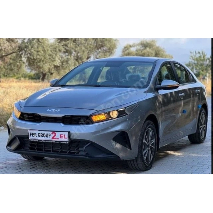 KIA CERATO- 22/24; ARAÇ BİLGİLERİ VE RESİMLERİ