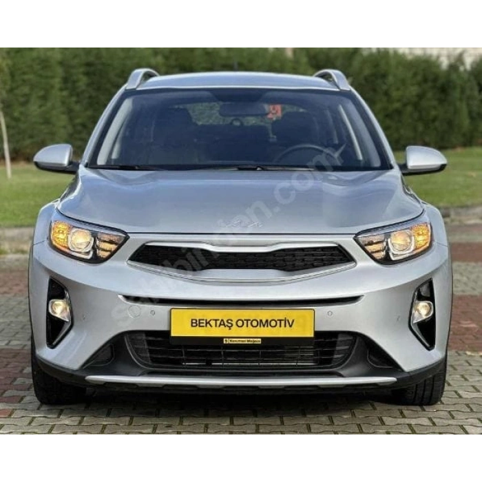 KIA STONIC- 18/24; ARAÇ BİLGİLERİ VE RESİMLERİ