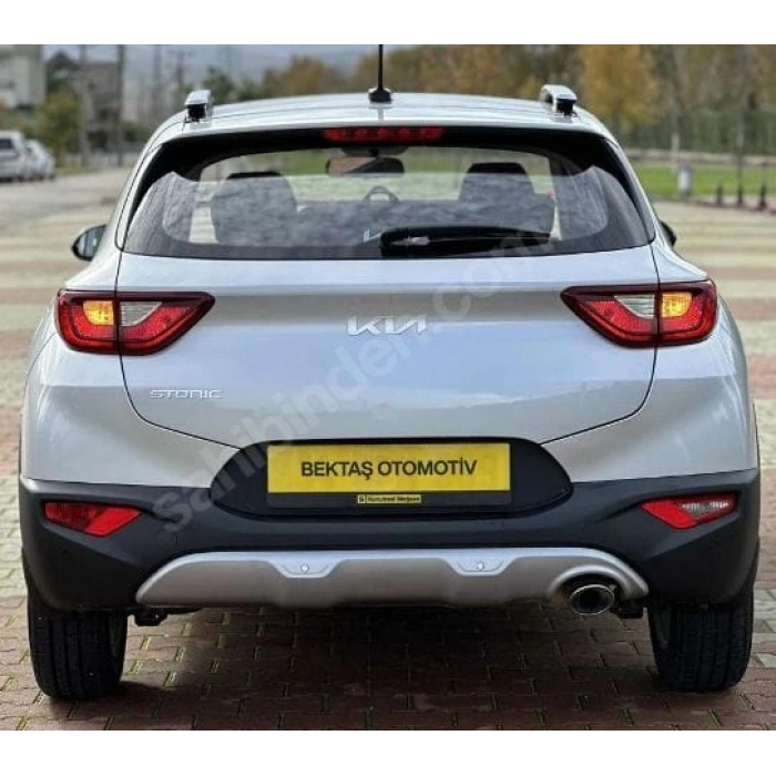 KIA STONIC- 18/24; ARAÇ BİLGİLERİ VE RESİMLERİ