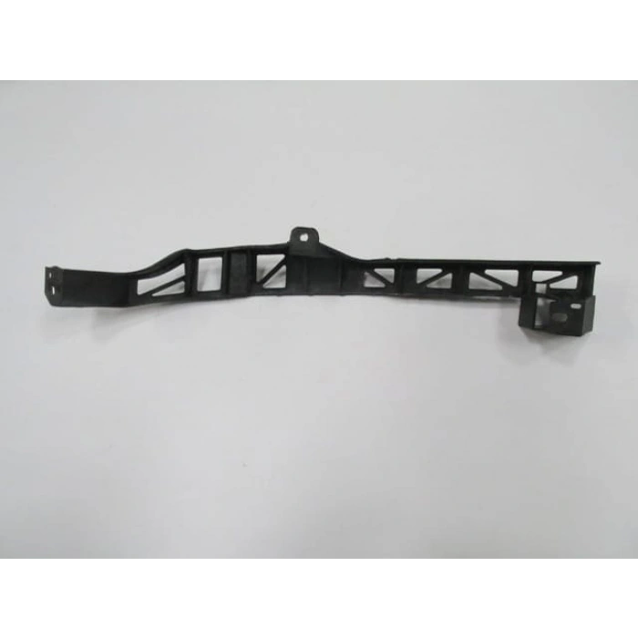 MAZDA 3- SD- 03/06; ÖN TAMPON BRAKETİ İÇ SAĞ (FAR ALTINA BAĞLANAN) (TYG)