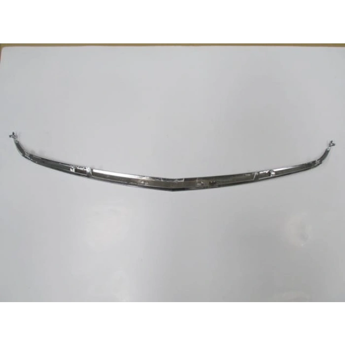 MAZDA 3- SD- 10/11; ÖN TAMPON PANJURU ALT ÇITASI (NİKELAJLI) (TW)