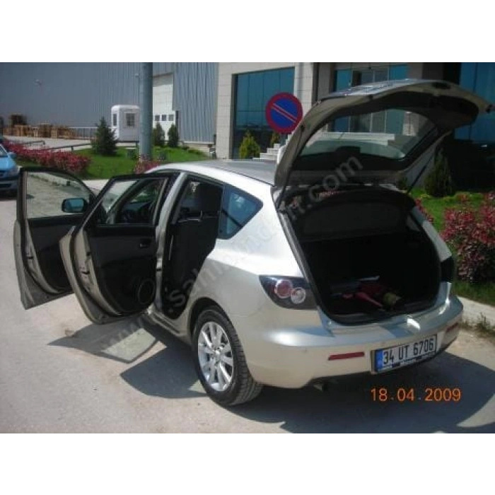 MAZDA 3- SD/HB- 03/06; ARAÇ BİLGİLERİ VE RESİMLERİ