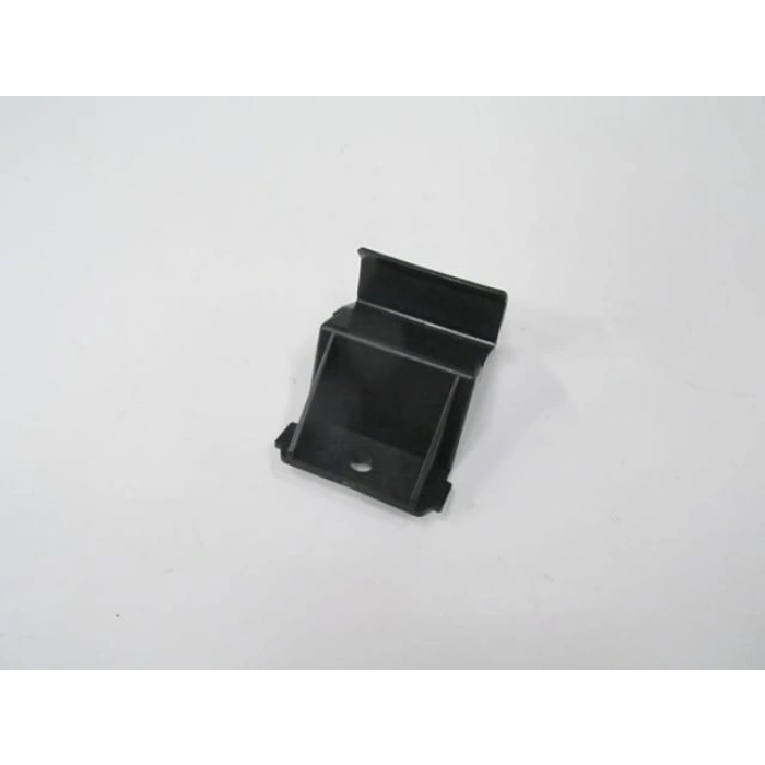 MAZDA 3- SD/HB- 10/11; ÖN TAMPON BRAKETİ SOL (YAN KULAĞA TAKILAN) (TYG)