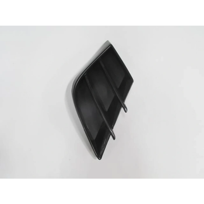 MAZDA 3- SD/HB- 10/11; SİS LAMBA KAPAĞI SAĞ (SİS DELİKSİZ) (TW)