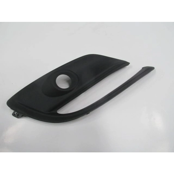 MAZDA 3- SD/HB- 16/20; SİS LAMBA KAPAĞI SOL SİS DELİKLİ (TW)