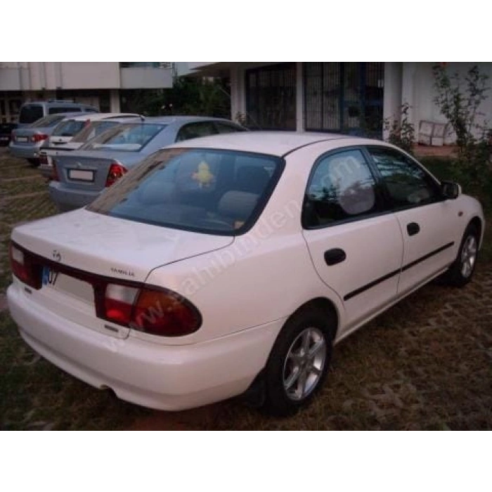MAZDA 323- FAMILIA- 95/97; ARAÇ BİLGİLERİ VE RESİMLERİ