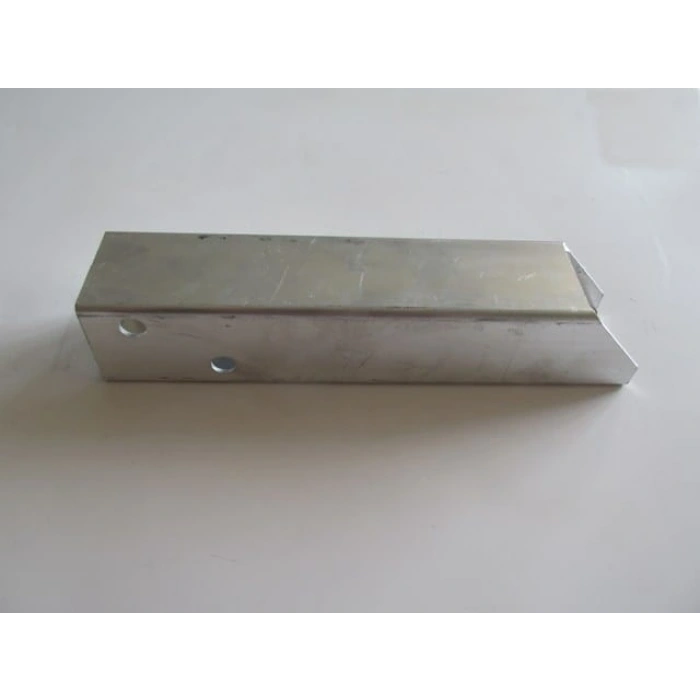 MERCEDES A CLASS- W176- 11/17; ÖN PANEL BAĞLANTI BRAKETİ (KÜÇÜK) SAĞ/SOL AYNI (ADET)