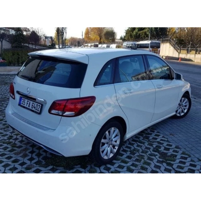 MERCEDES B CLASS- W246- 15/17; ARAÇ BİLGİLERİ VE RESİMLERİ (B180/B200)