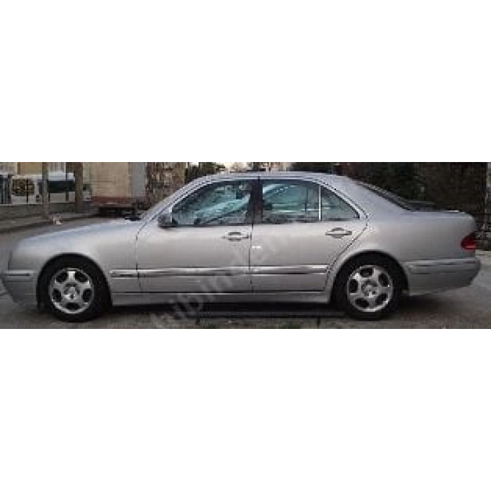 MERCEDES E CLASS- W210- 00/02; ARAÇ BİLGİLERİ VE RESİMLERİ (E200/E220/E240/E320)