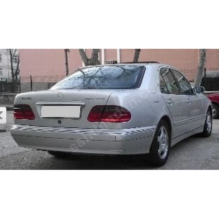 MERCEDES E CLASS- W210- 00/02; ARAÇ BİLGİLERİ VE RESİMLERİ (E200/E220/E240/E320)