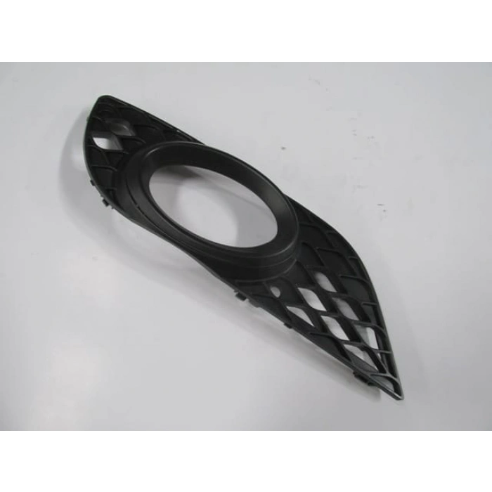 MERCEDES E CLASS- W211- 07/09; SİS LAMBA KAPAĞI SAĞ SİS DELİKLİ/ÇERÇEVESİ SİYAH (TW)