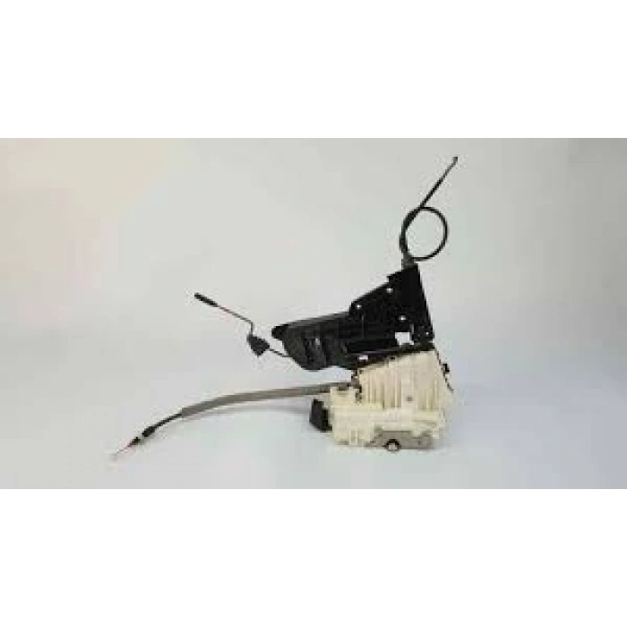 MERCEDES W164 ML SAĞ ARKA KAPI KİLİDİ