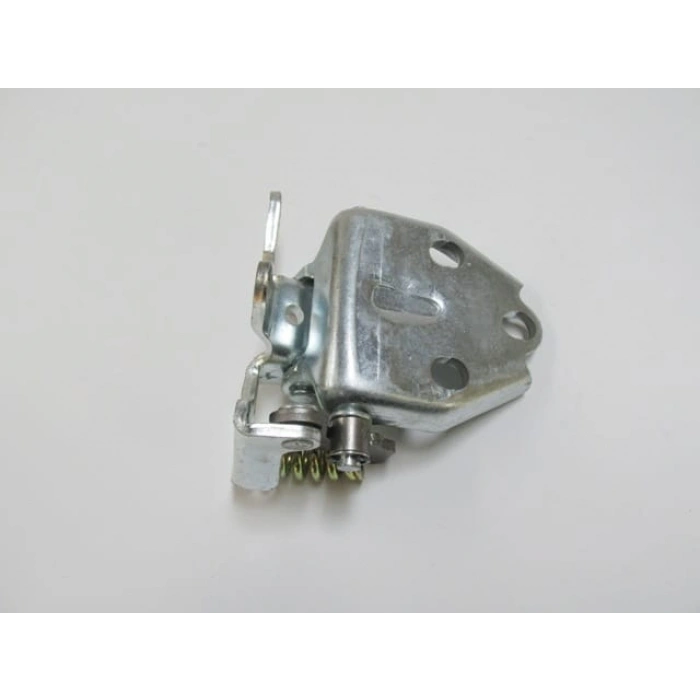 MITSUBISHI CANTER- FE635/659- 98/06; ÖN KAPI ALT MENTEŞESİ SAĞ (TYG)