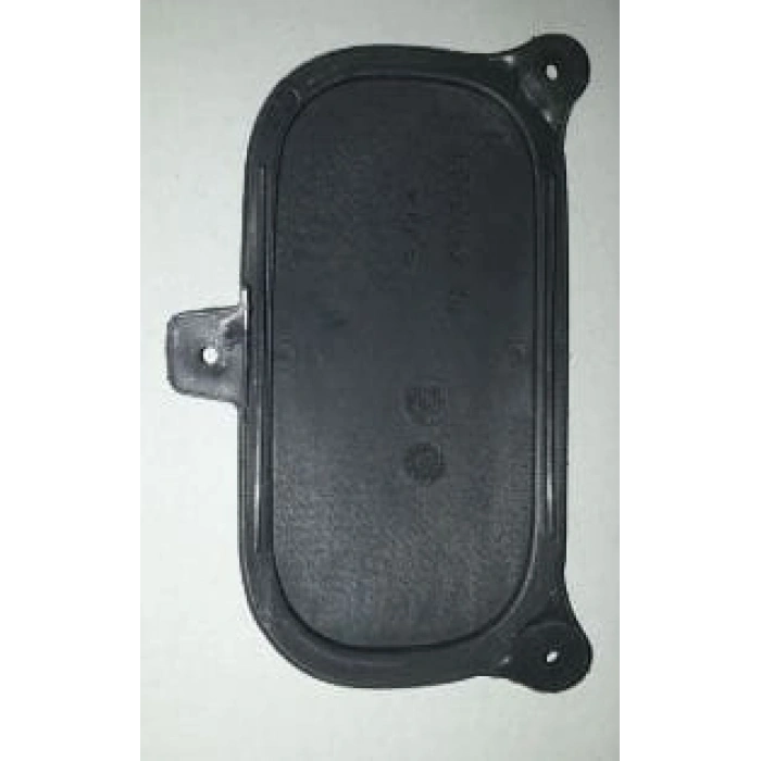 MITSUBISHI CANTER- FE635/659- 98/06; SİS LAMBA KAPAĞI DELİKSİZ SAĞ