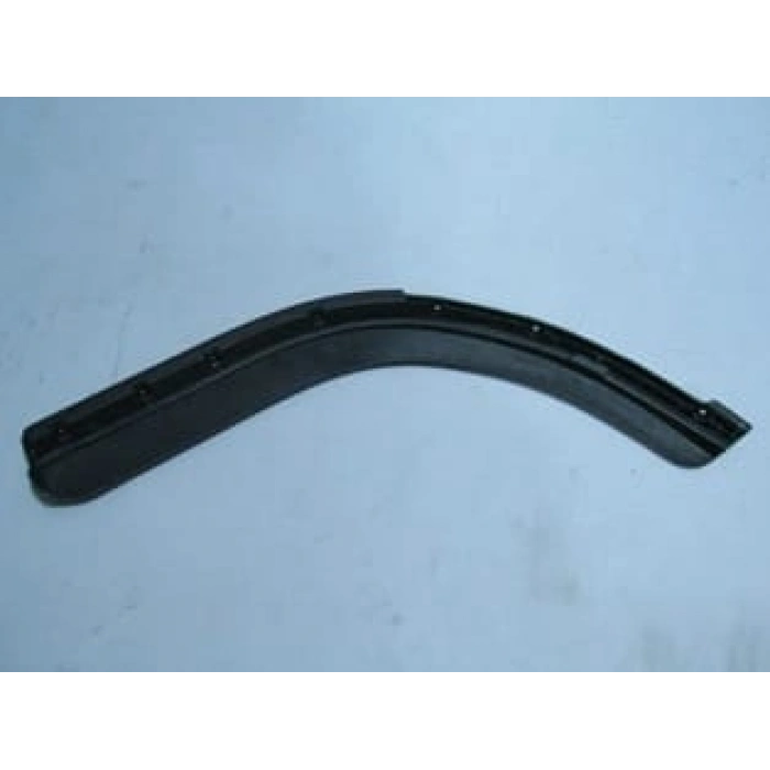 MITSUBISHI CANTER- FUSO- 06/12; ÇAMURLUK AĞZI PLASTİĞİ SOL (FE711) (BFN)