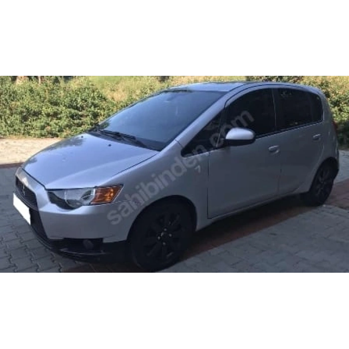 MITSUBISHI COLT- 09/12; ARAÇ BİLGİLERİ VE RESİMLERİ
