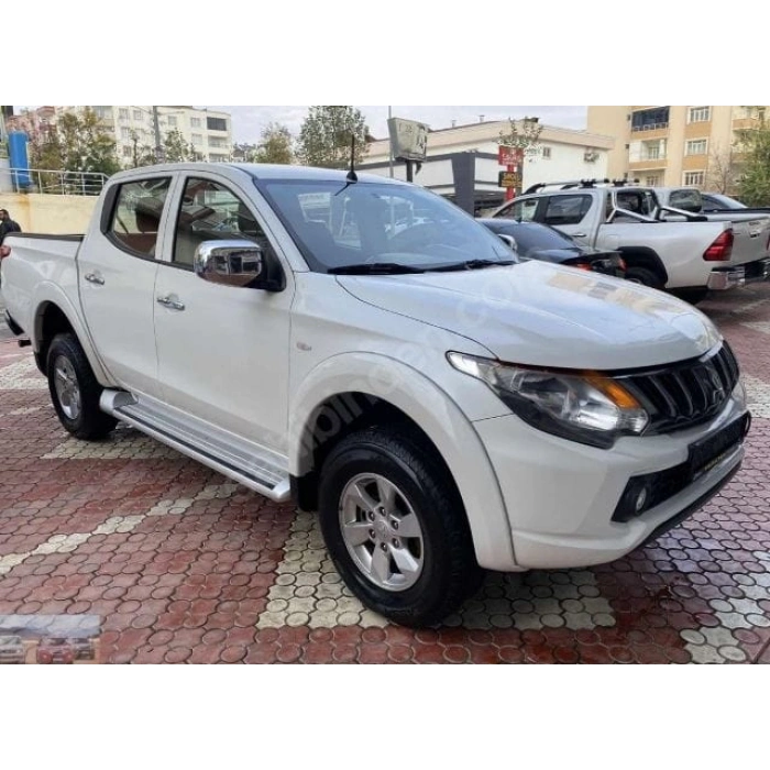 MITSUBISHI L200- PICK UP- 15/18; ARAÇ BİLGİLERİ VE RESİMLERİ