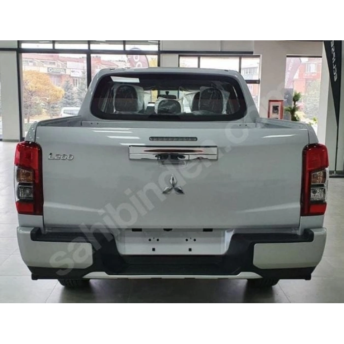 MITSUBISHI L200- PICK UP- 19/22; ARAÇ BİLGİLERİ VE RESİMLERİ