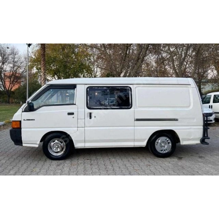 MITSUBISHI L300- MİNİBÜS- 88/09; ARAÇ BİLGİLERİ VE RESİMLERİ