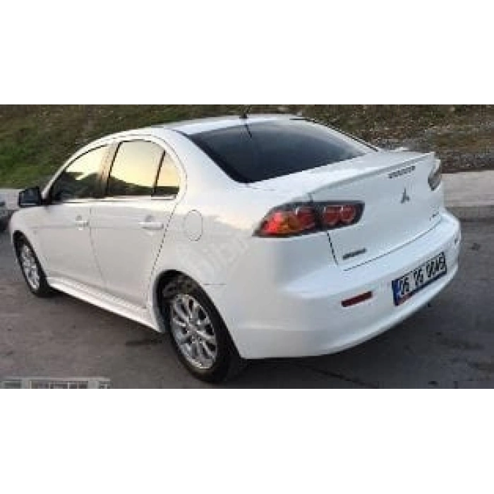 MITSUBISHI LANCER- 08/16; ARAÇ BİLGİLERİ VE RESİMLERİ