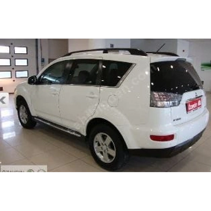 MITSUBISHI OUTLANDER- 08/12; ARAÇ BİLGİLERİ VE RESİMLERİ