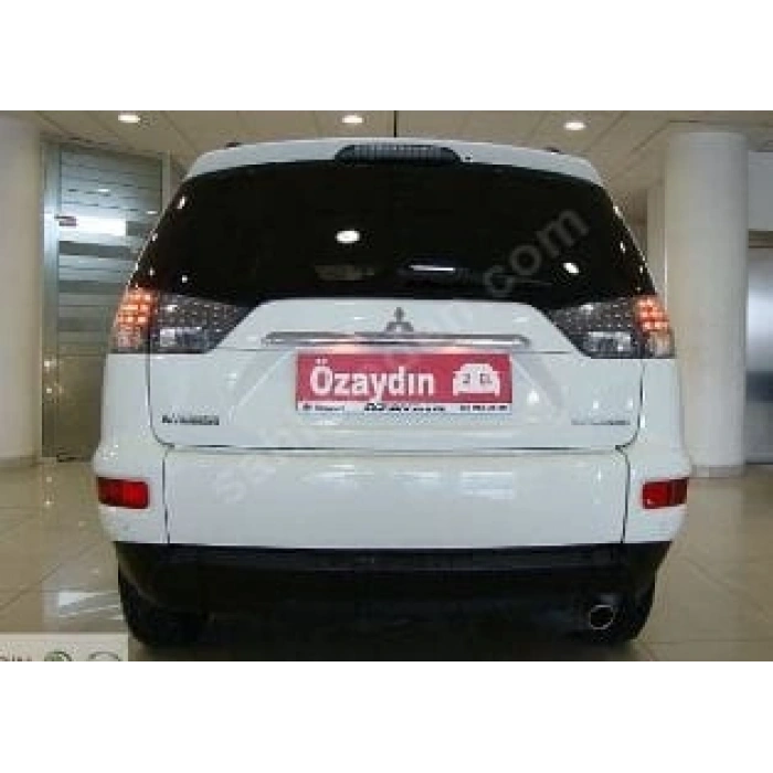 MITSUBISHI OUTLANDER- 08/12; ARAÇ BİLGİLERİ VE RESİMLERİ