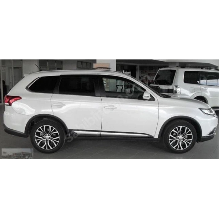 MITSUBISHI OUTLANDER- 13/16; ARAÇ BİLGİLERİ VE RESİMLERİ