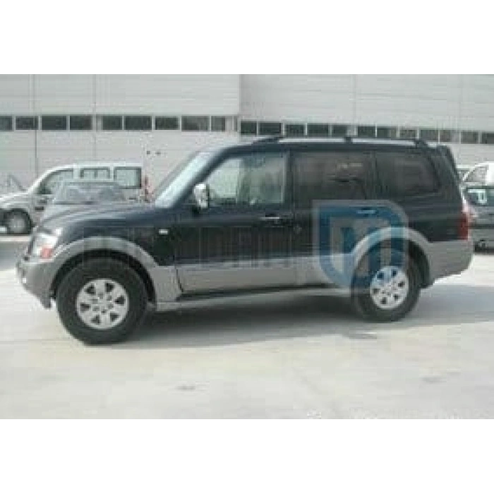 MITSUBISHI PAJERO- 00/06; ARAÇ BİLGİLERİ VE RESİMLERİ