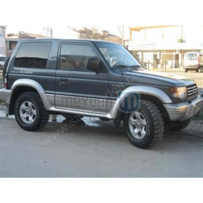 MITSUBISHI PAJERO- 92/97; ARAÇ BİLGİLERİ VE RESİMLERİ