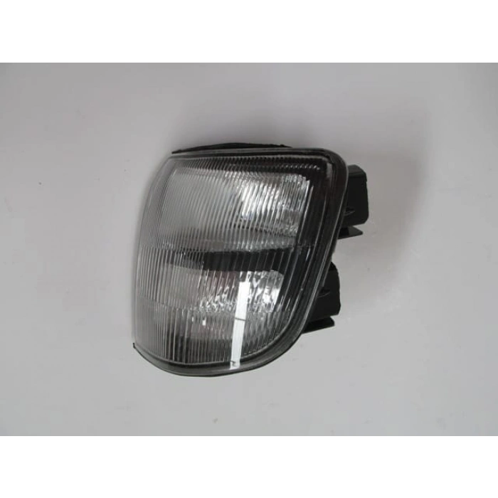 MITSUBISHI PAJERO- 98/00; ÖN SİNYAL SOL SİYAH (CASP)