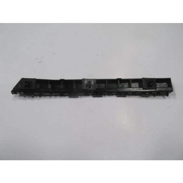NISSAN QASHQAI- J11- 14/21; ARKA TAMPON BAĞLANTI BRAKETİ SOL PLASTİK (TW)