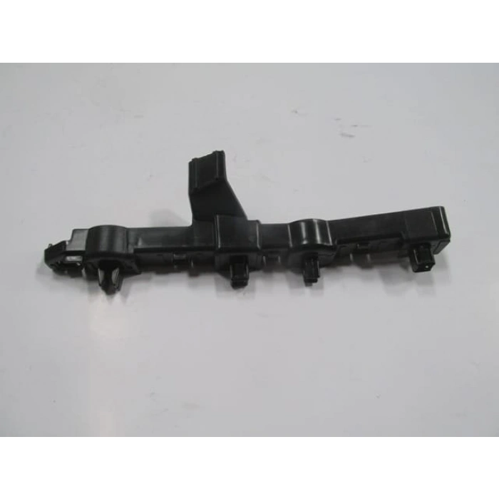 NISSAN QASHQAI- J11- 14/21; ÖN TAMPON BAĞLANTI BRAKETİ SOL PLASTİK (CASP)