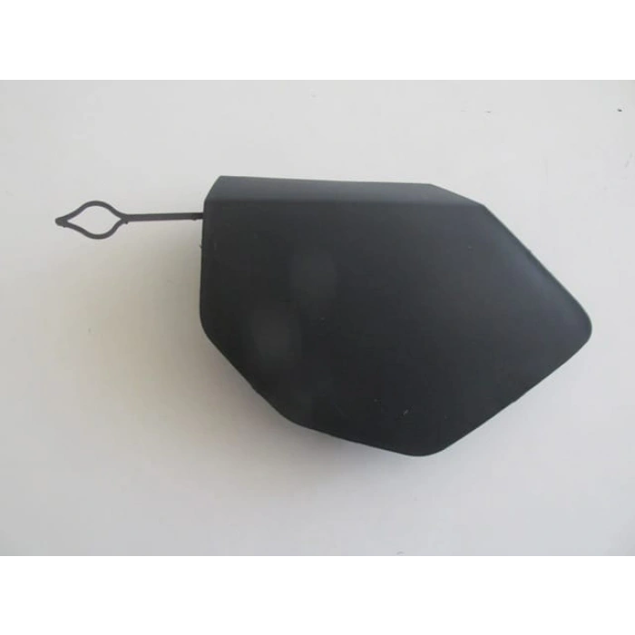 NISSAN QASHQAI- J11- 17/21; ÖN TAMPON ÇEKİ DEMİRİ KAPAĞI