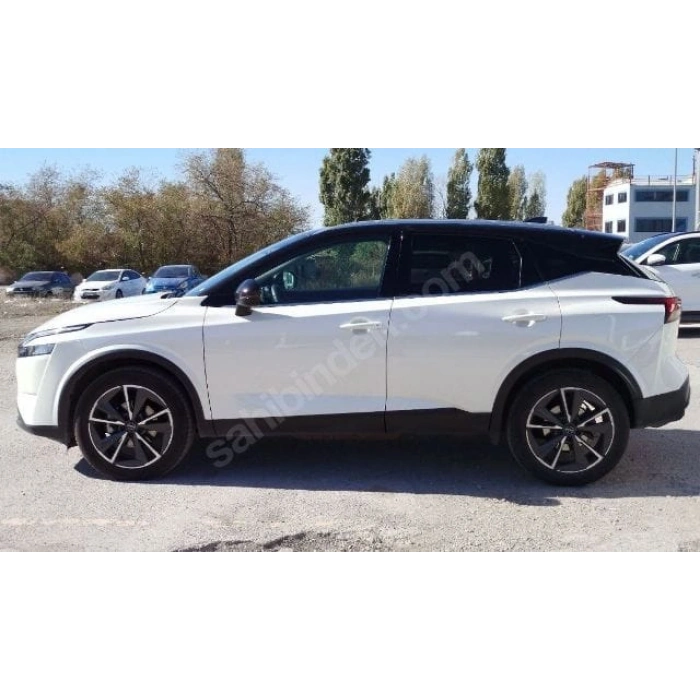 NISSAN QASHQAI- J12- 22/24; ARAÇ BİLGİLERİ VE RESİMLERİ