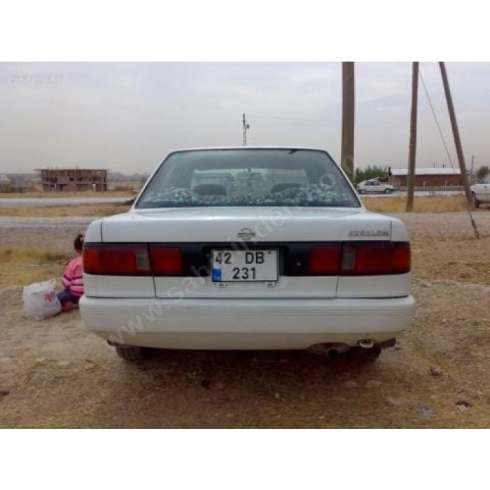 NISSAN SUNNY- B13- 90/94; ARAÇ BİLGİLERİ VE RESİMLERİ