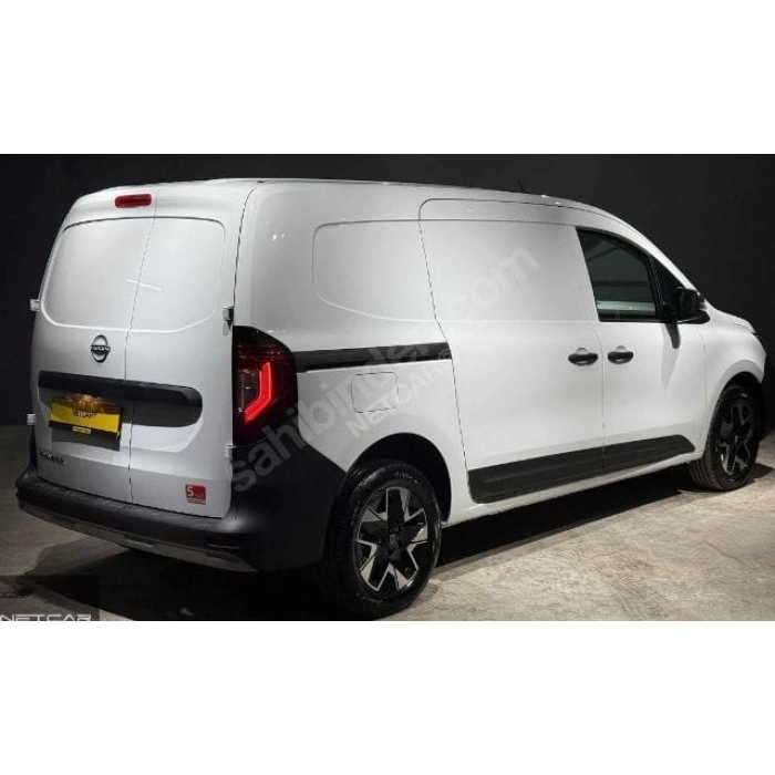 NISSAN TOWNSTAR- 2025->; ARAÇ BİLGİLERİ VE RESİMLERİ