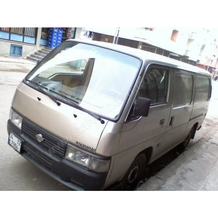 NISSAN URVAN- MİNİBÜS- E24- 94/99; ARAÇ BİLGİLERİ VE RESİMLERİ