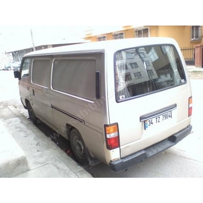 NISSAN URVAN- MİNİBÜS- E24- 94/99; ARAÇ BİLGİLERİ VE RESİMLERİ