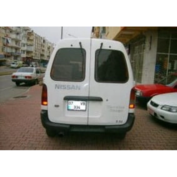 NISSAN VANETTE- 96/02; ARAÇ BİLGİLERİ VE RESİMLERİ