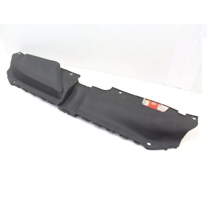 ÖN PANEL ÜST DEFLEKTÖR ( KAPLAMA ) A4 2013-