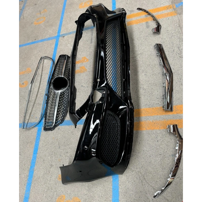 ÖN TAMPON AMG SET (SİYAH BO+PANJUR) CLS W218 2015-